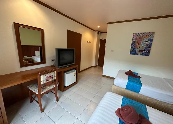 Thipurai Beach Hotel
